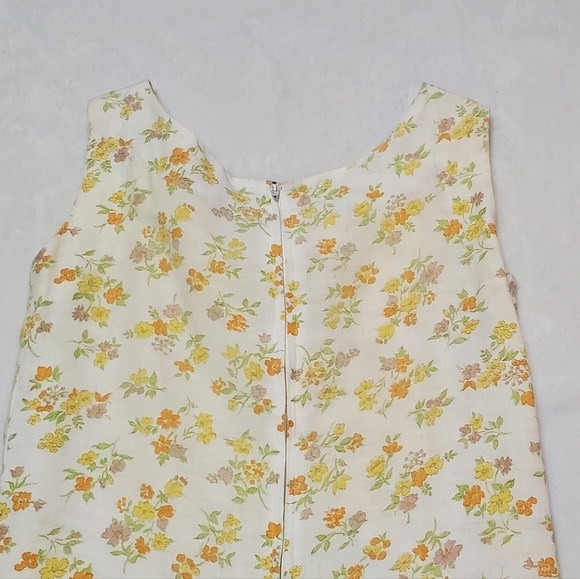 Vintage 1950s Handmade Yellow Floral Woven Linen Side Pocket Shorty Romper - Picture 10 of 11